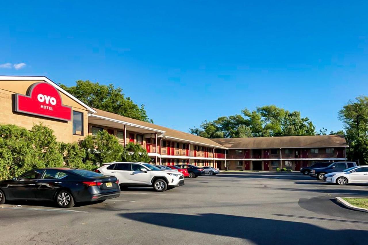 Oyo Nj Route 1 Hotel