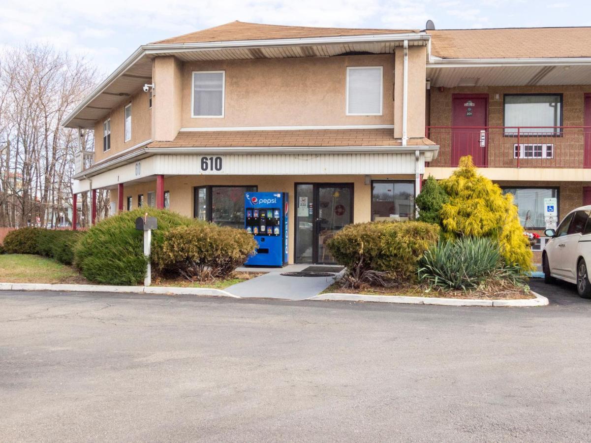 Oyo Nj Route 1 Hotel